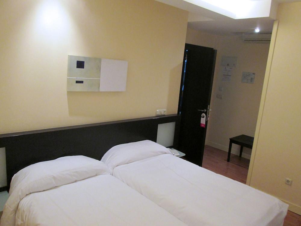 Hotel Jeronimos Y Terraza Monasterio (adults Only)