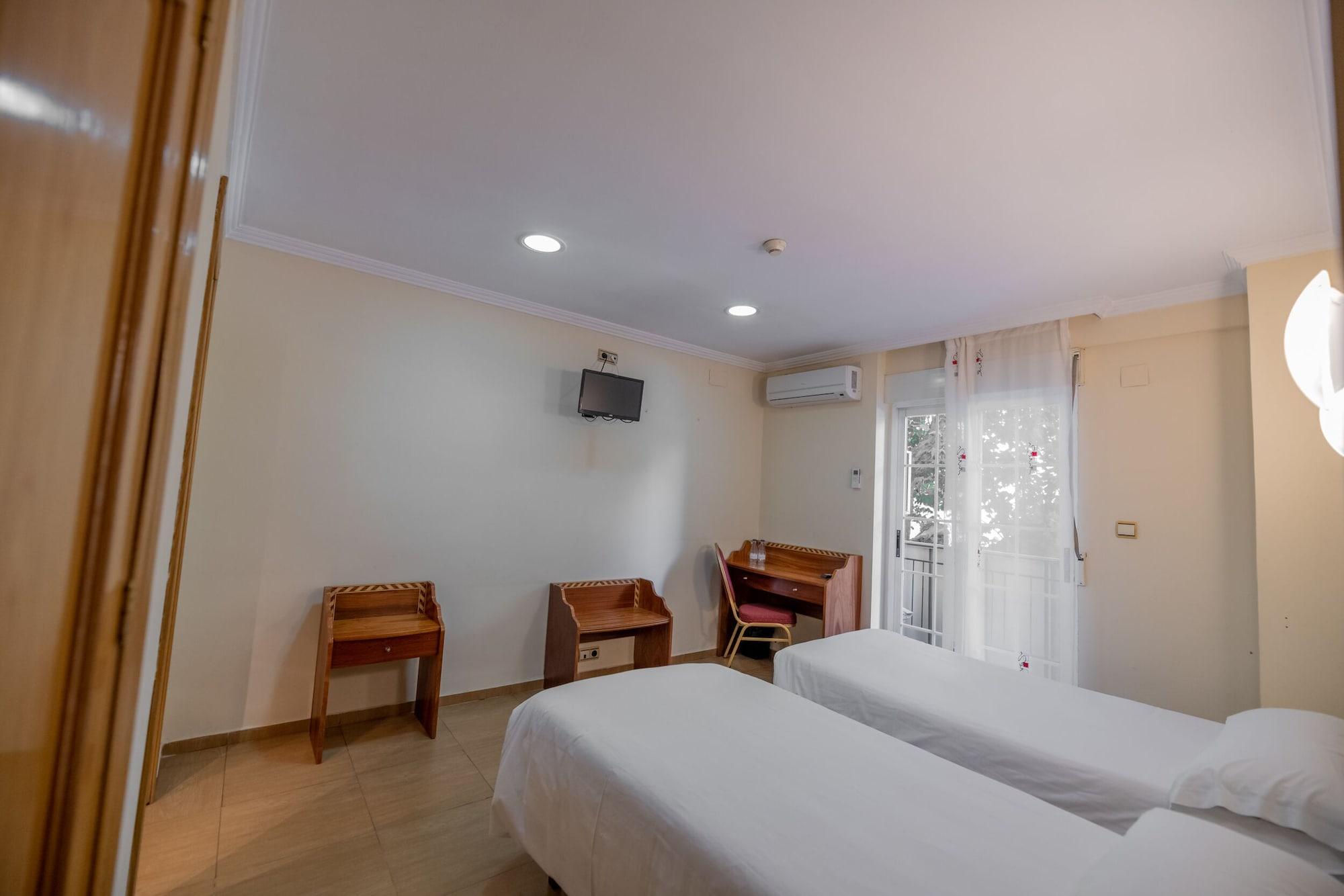 Hotel Jeronimos Y Terraza Monasterio (adults Only) 2*