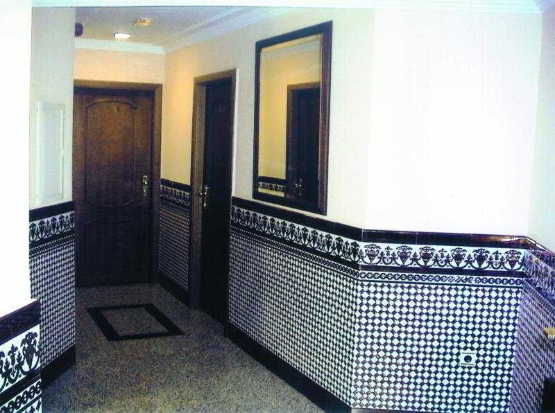 Hotel Jeronimos Y Terraza Monasterio (adults Only) 2*